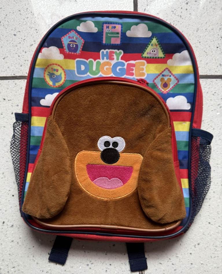 KIDS BACKPACKS HEY DUGGEE DESIGN RED OR BLUE, LITTLE USED ONLY £6 EACH, CAN POST
