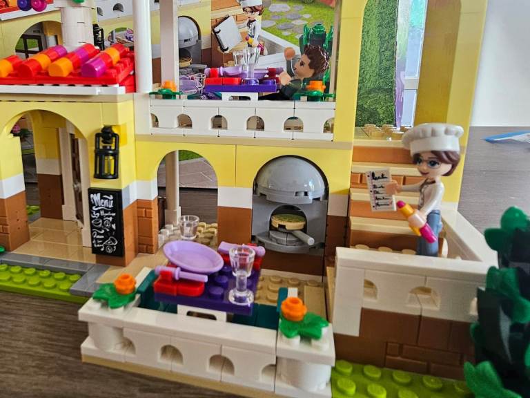 41379 LEGO Friends Heartlake City Restaurant 6+