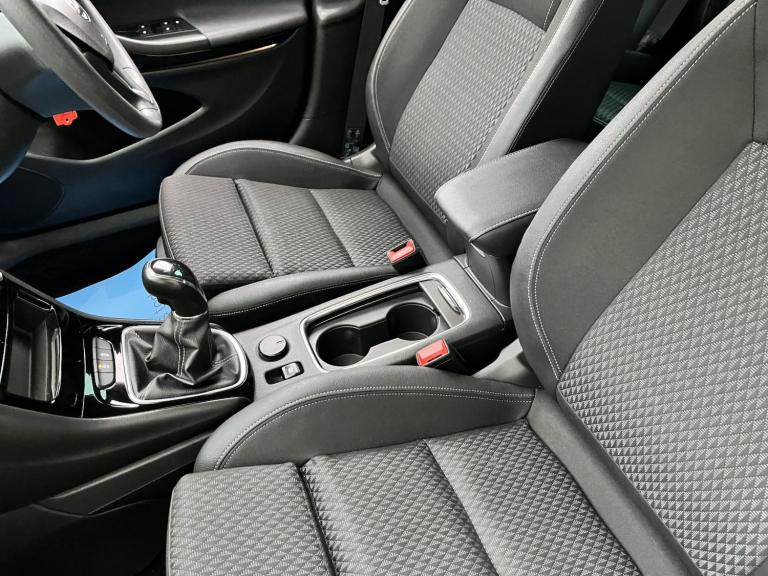 VAUXHALL ASTRA 1.6 CDTi BlueInjection Griffin Red Manual Diesel 2019