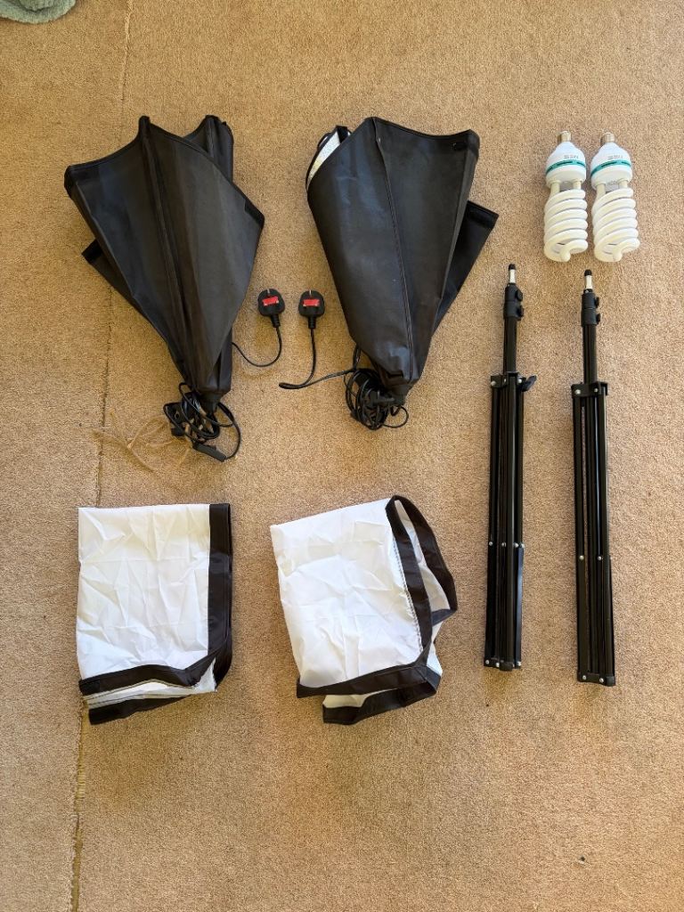 Photography Softbox Lighting Kit with Stands and Bulbs