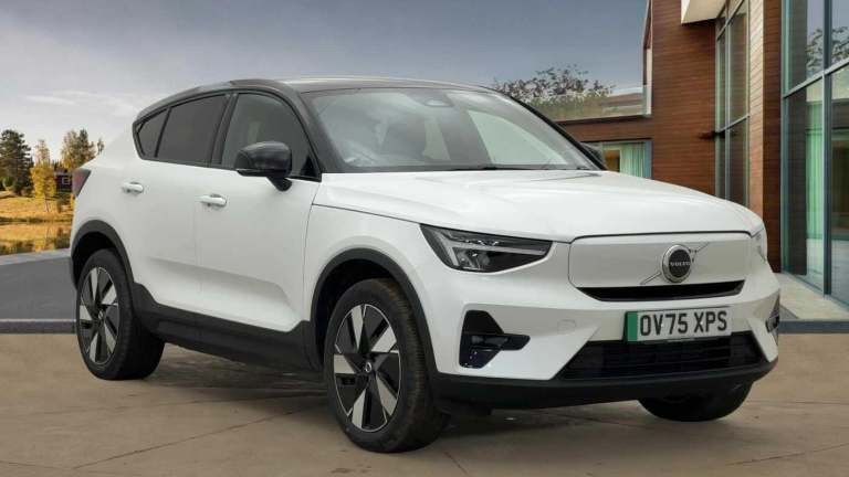 2025 Volvo EC40 Twin Motor 82kWh Plus Auto AWD 5dr ESTATE Electric Automatic