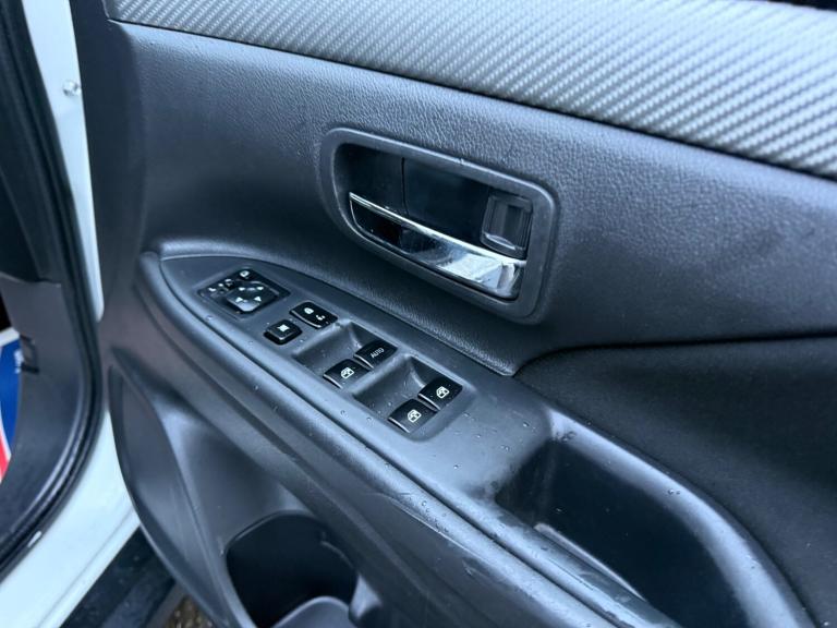 2015 Mitsubishi Outlander 2.2 DI-D GX3 5dr Auto ESTATE Diesel Automatic