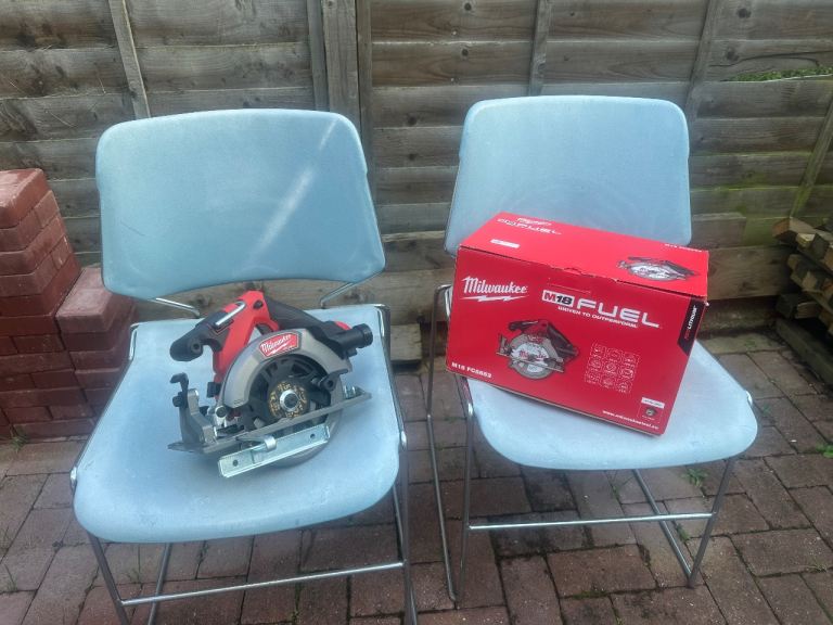 New Milwaukee M18 FCS552 165mm 18v brushless cordless circular saw
