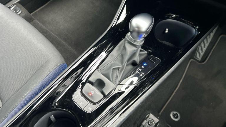 2020 Toyota C-HR 2.0 Hybrid Dynamic 5dr CVT HATCHBACK PETROL/ELECTRIC Automatic