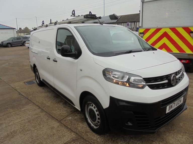 VAUXHALL VIVARO 3100 2.0d 120PS EDITION L2 H1 VAN
