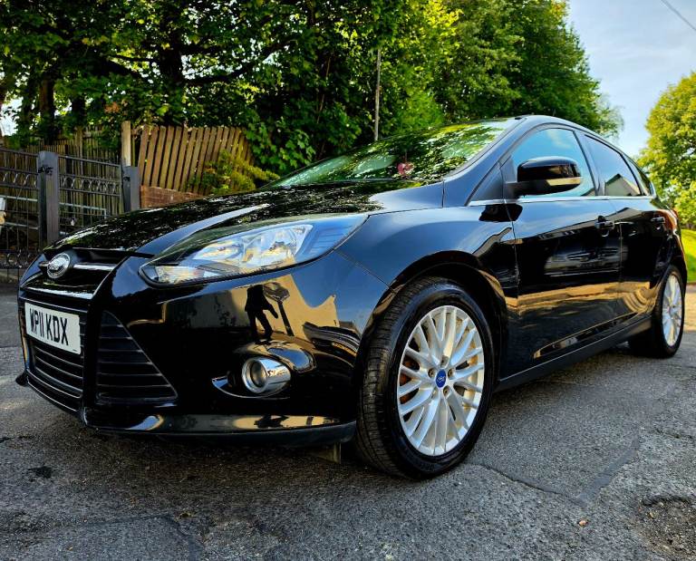 FORD FORD FOCUS ZETEC 1.6 **FULL SERVICE HIST / LONG M.O.T**