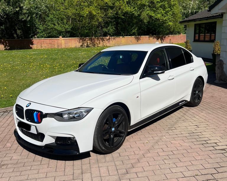2013 BMW 320D M SPORT STEP 2.0 Diesel Auto white with Red Full Leather & M Sport Body 