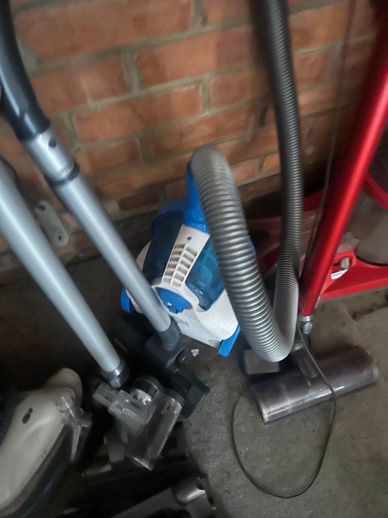 Cleaning equipment all working 