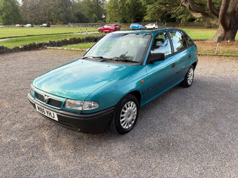 Classic Vauxhall Astra 1.4 hi torq petrol 