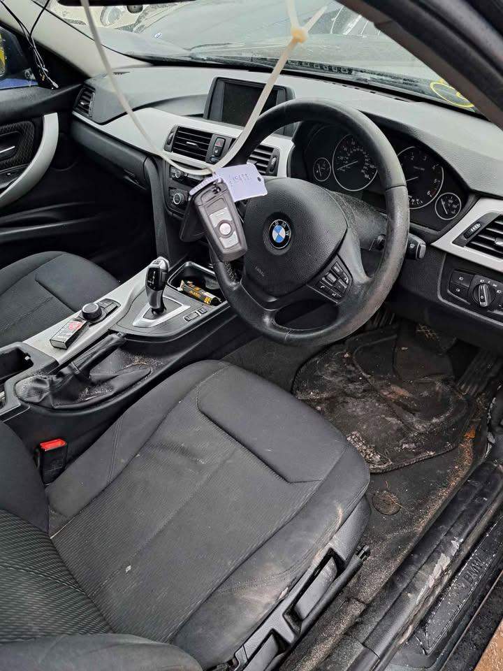  BMW 320D SE PRE LCI F30 BREAKING PARTS SUSPENSION WING DOOR DASHBOARD AIRBAG HEAD UNIT BOOT LID