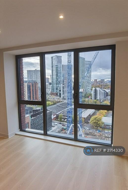 2 bedroom flat in Dutton Street, Manchester, M3 (2 bed) (#2714330)