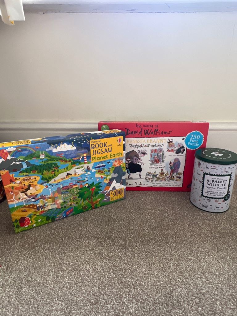 Book Jigsaw Planet Earth, David Walliams Puzzle, Alphabet Wildlife Tin – As Good As New