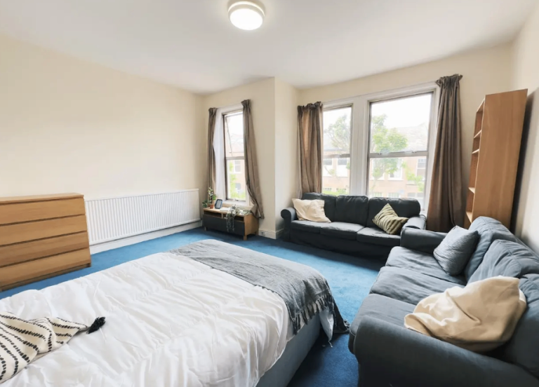 Double Room Balham £1,090/pm - Bills Inc | Near Stations | Zone 3!