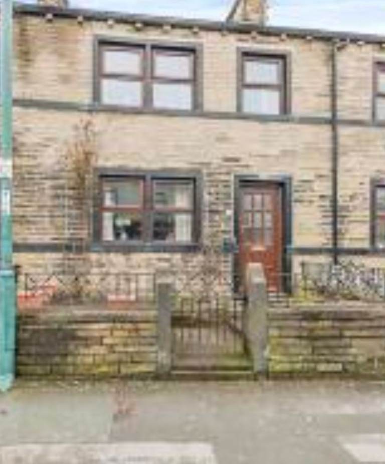 HOUSE FOR RENT 585 GREAT HORTON ROAD BD7 4ED 2BED 1 BATHROOM