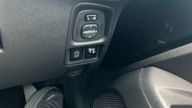 2019 Peugeot 108 1.0 72 Allure 5dr HATCHBACK PETROL Manual