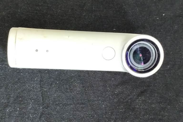 HTC RE 16.0MP 1080P Ultra-Wide Angle Lens Waterproof Digital Camera 