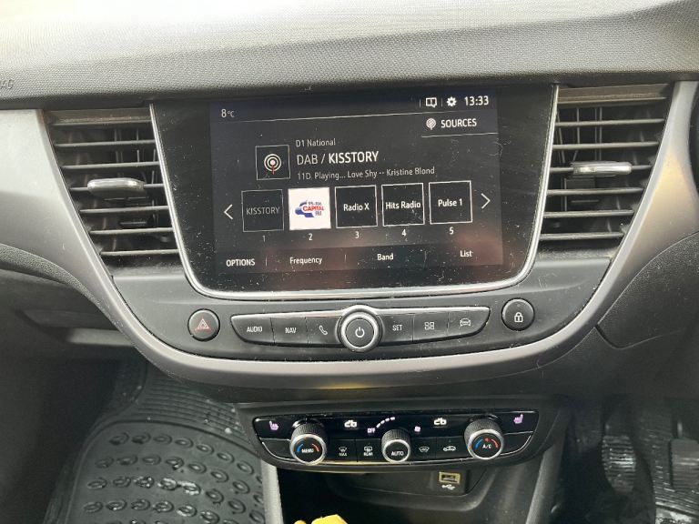 VAUXHALL CROSSLAND X SE 2018 1.2 PETROL BLACK PORTSMOUTH 