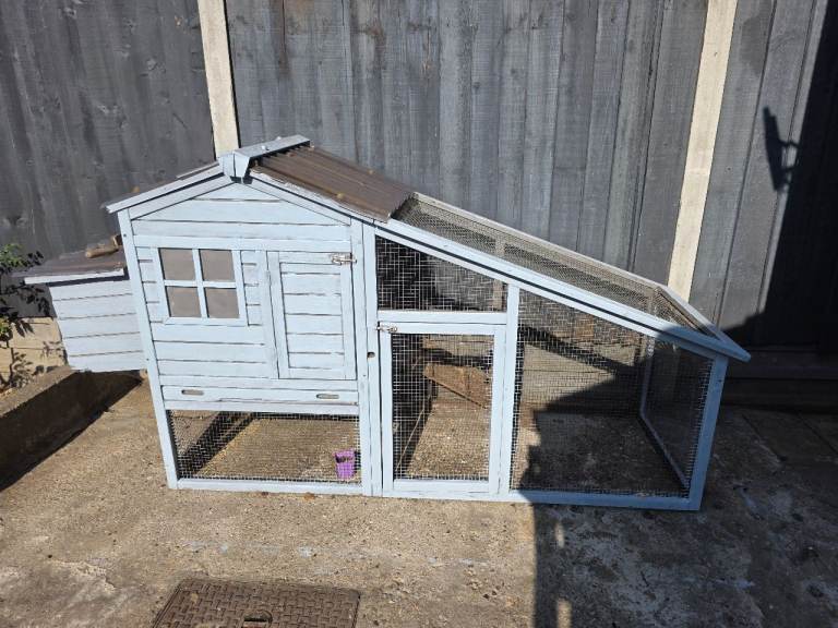 Chicken coop
