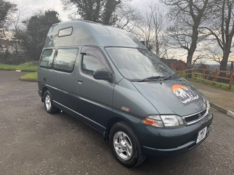 4WD Toyota, GRANVIA AUTO,  1996, 2980 (cc)