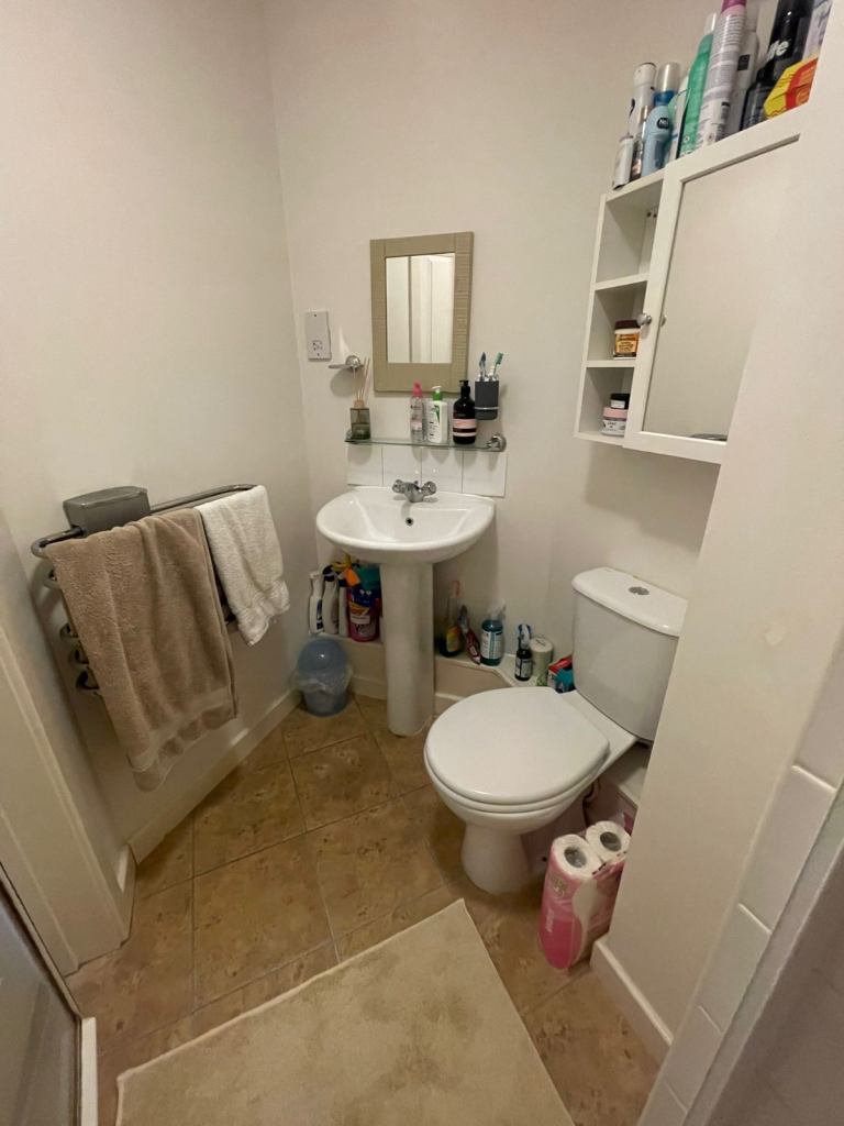 En-suite room in a 2 bedroom