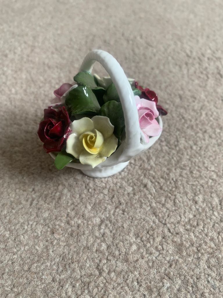 Vintage Aynsley England Hand Modelled Fine Bone China Flower Basket Figurine