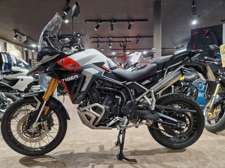 TRIUMPH TIGER 900 RALLY PRO
