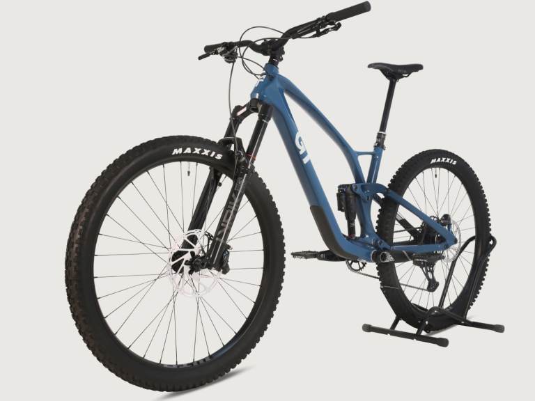 GT Sensor Carbon Pro 2024 Full Suspension Bike / LARGE / Very Good Condition!