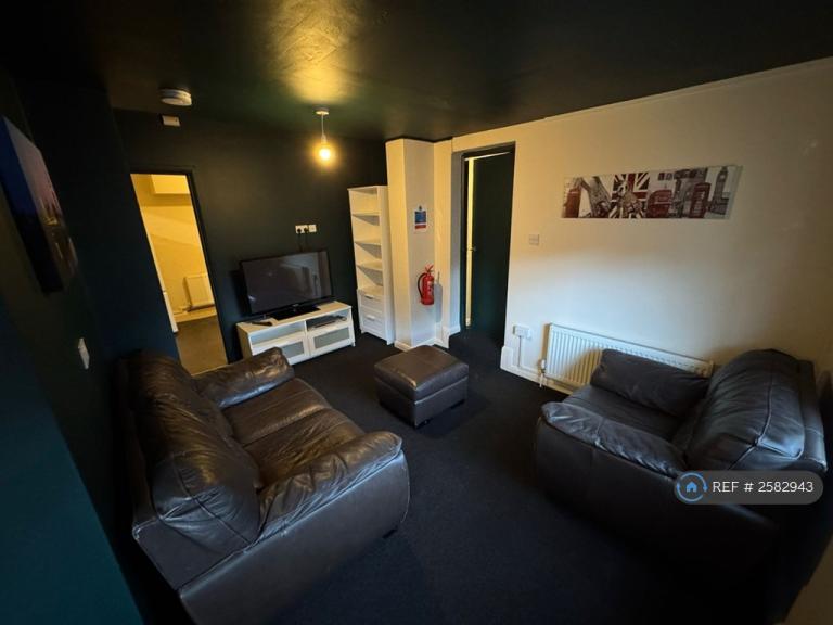 1 bedroom in Churchfields Road, Beckenham, BR3 (#2582943)