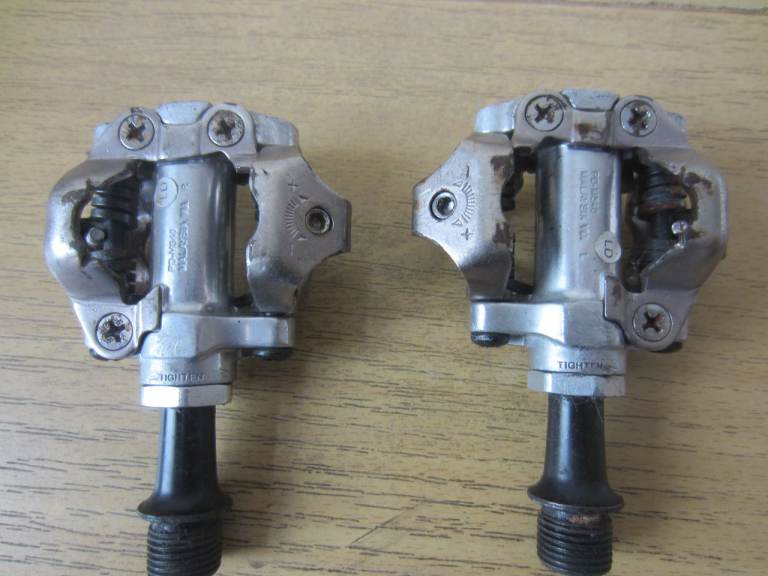 shimano pd m 540 pedals. Silver