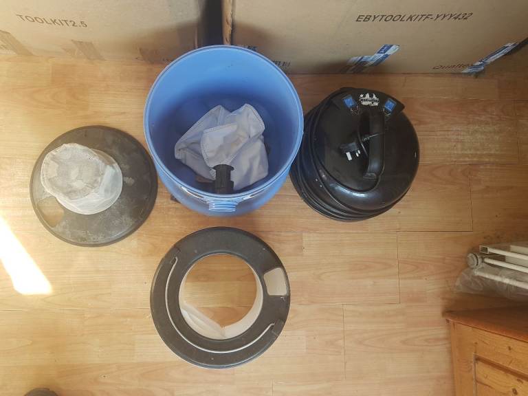 Numatic HVW370-2 Henry Wash Carpet Cleaner Wet Vacuum Cleaner no tools just the hoover