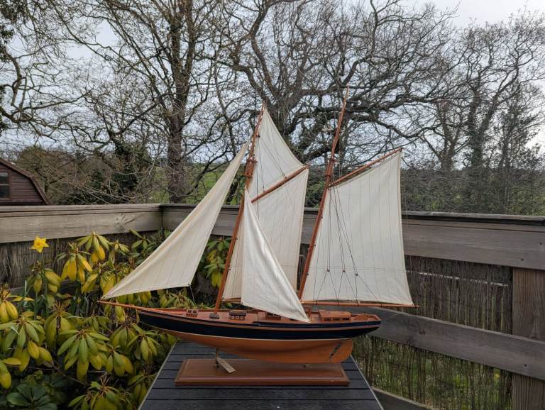 Large scale model sailing boat