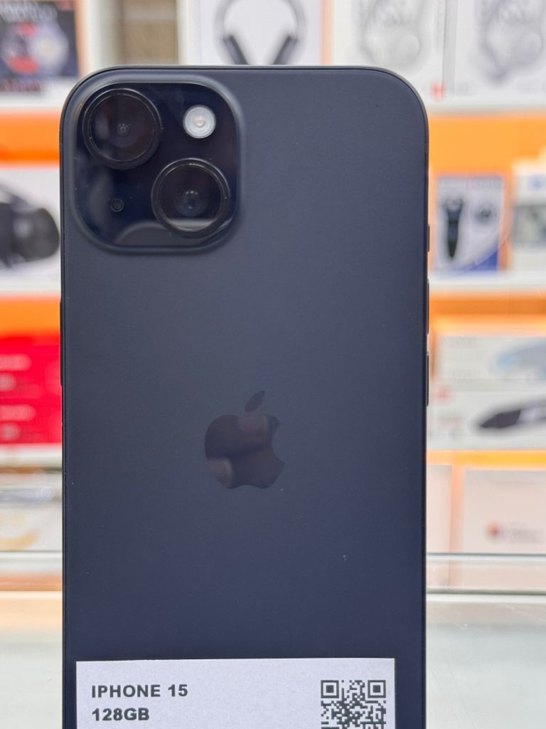 iPhone 15 128GB Black Titanium With Warranty 