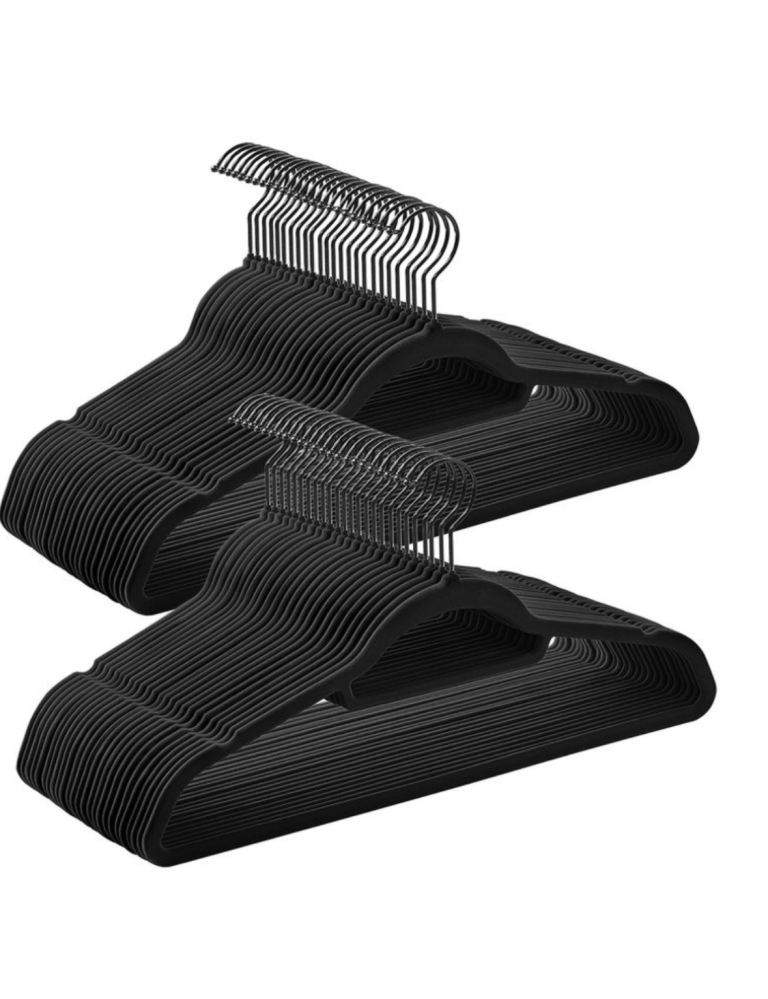 Black velvet hangers 30 pcs 