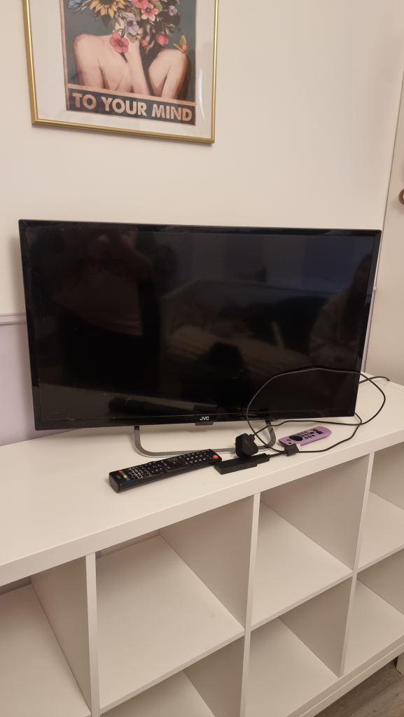 JVC Flat Screen TV with Remote – Good Condition