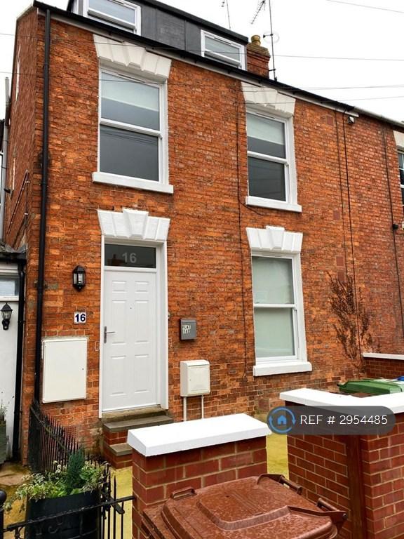 1 bedroom flat in South Street, Banbury, OX16 (1 bed) (#2954485)