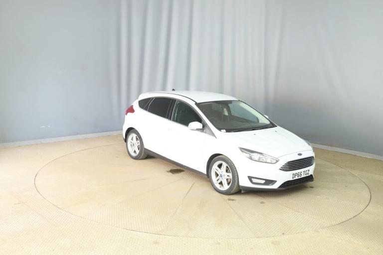 2016 Ford Focus ZETEC Hatchback Petrol Manual
