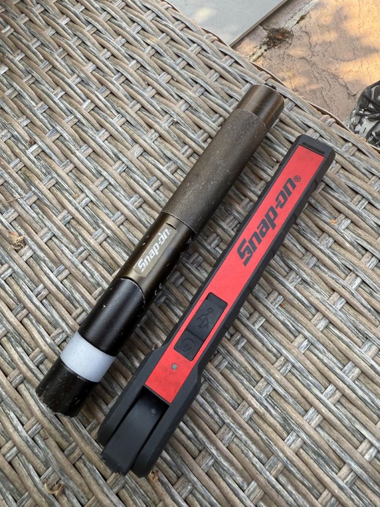 Snap-on LED Work Lights – Set of Two, Good Condition