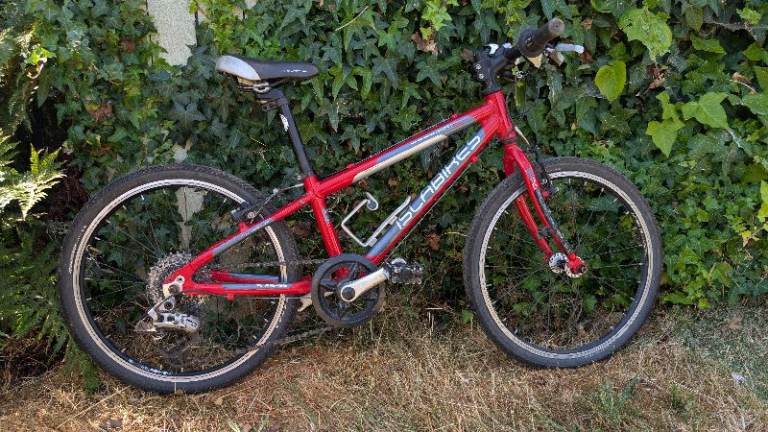 Islabikes Beinn 20 Kids Bike – Red, Good Condition