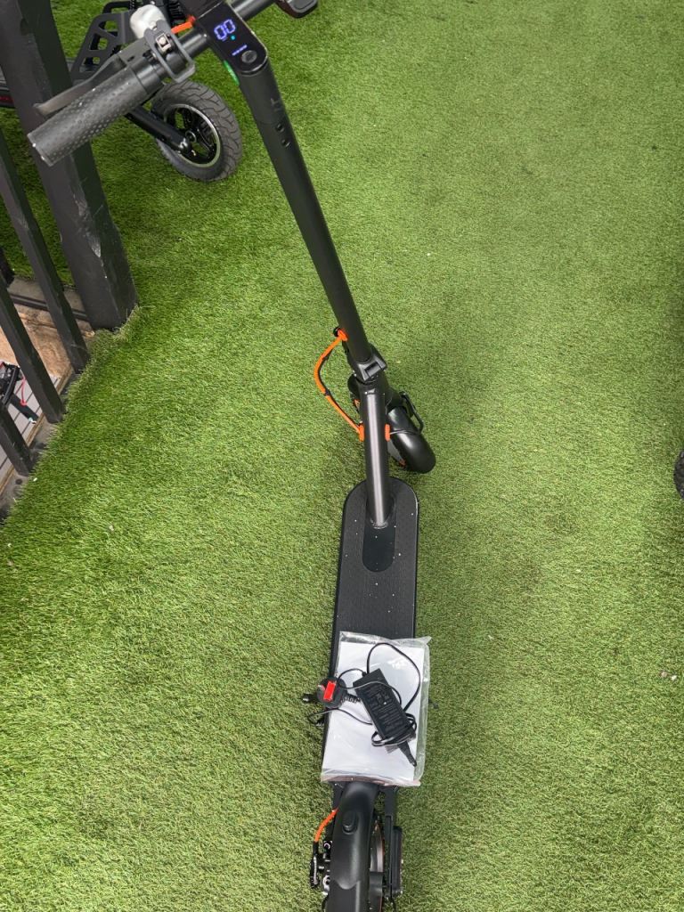 Electric Scooter with Charger – Good Condition todimart 