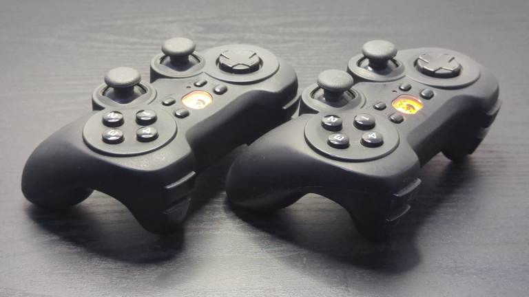2× Logitech Cordless Rumblepad 2 Wireless PC Controllers – NO receivers
