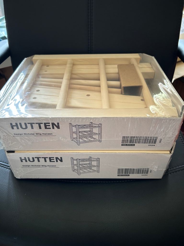 Wooden wine rackfor 9 bottles