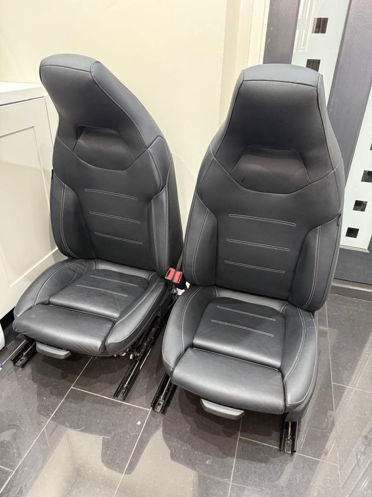 Mercedes A35 amg heated seats 