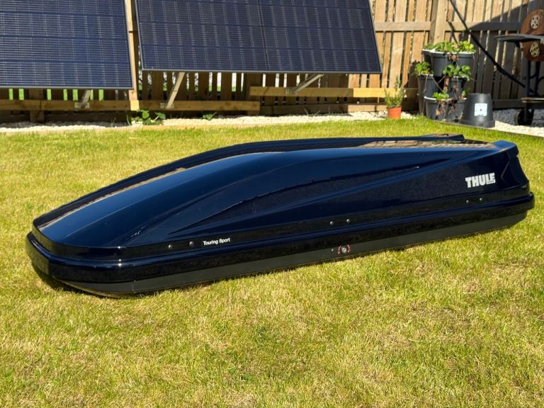 Thule Touring 600 roof box - very good condition 