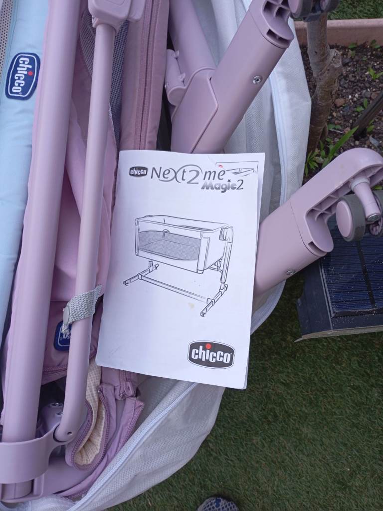 Chicco next2me magic2 baby crib
