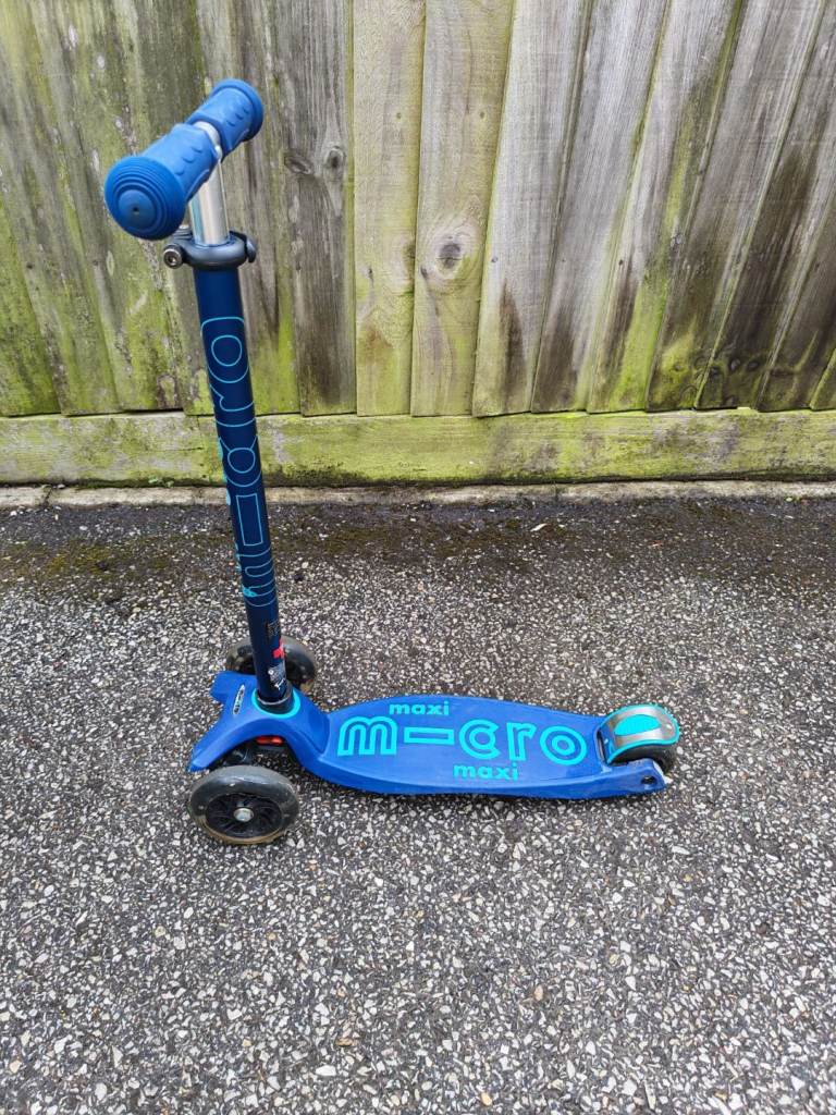 Boys maxi micro scooter 