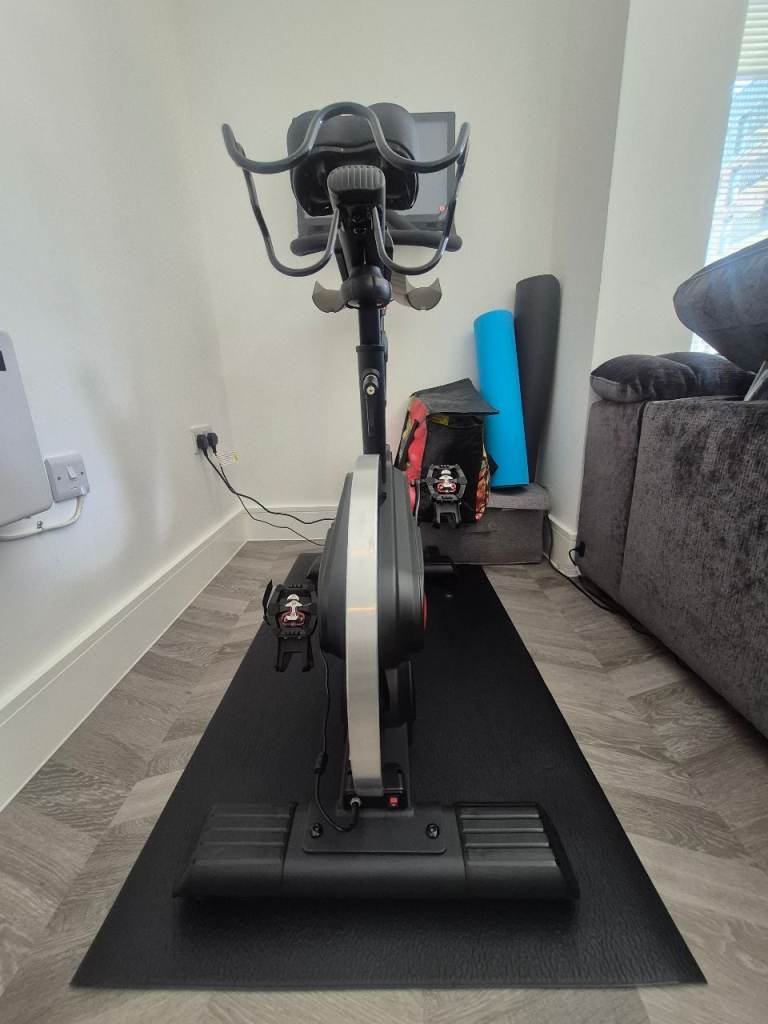Echelon Connect Sport Exercise Bike – Good Condition