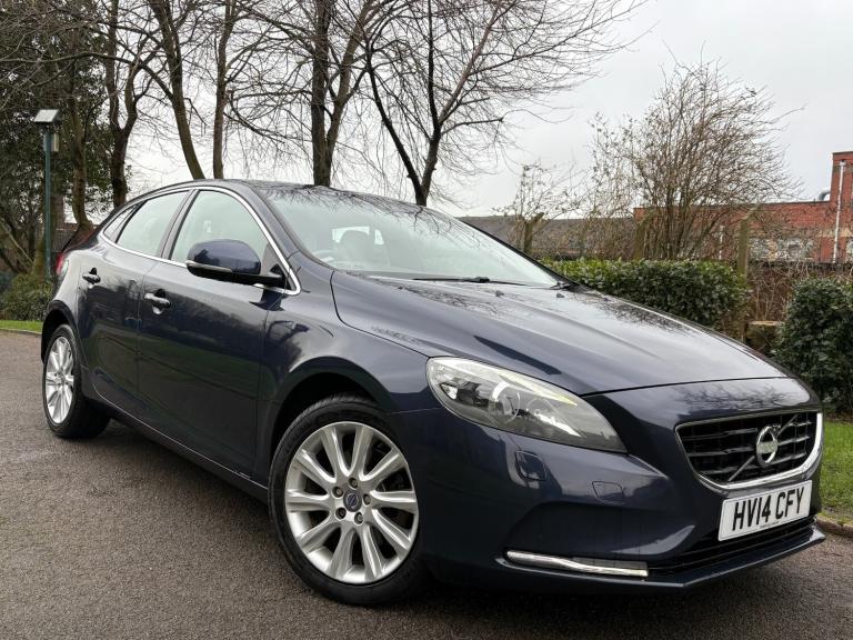 2014 Volvo V40 D2 SE LUX 5DR AUTO *HPI CLEAR *2 KEYS *£20 TAX HATCHBACK Diesel Automatic
