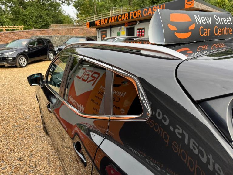 2015 Nissan Qashqai 1.6 DIG-T Tekna 2WD Euro 6 (s/s) 5dr HATCHBACK Petrol Manual