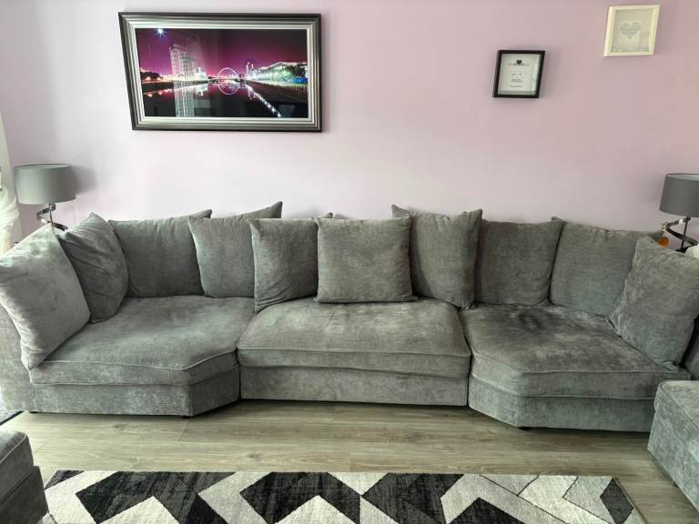 Large Grey Corner Sofa with Two Footstools – Great Condition
