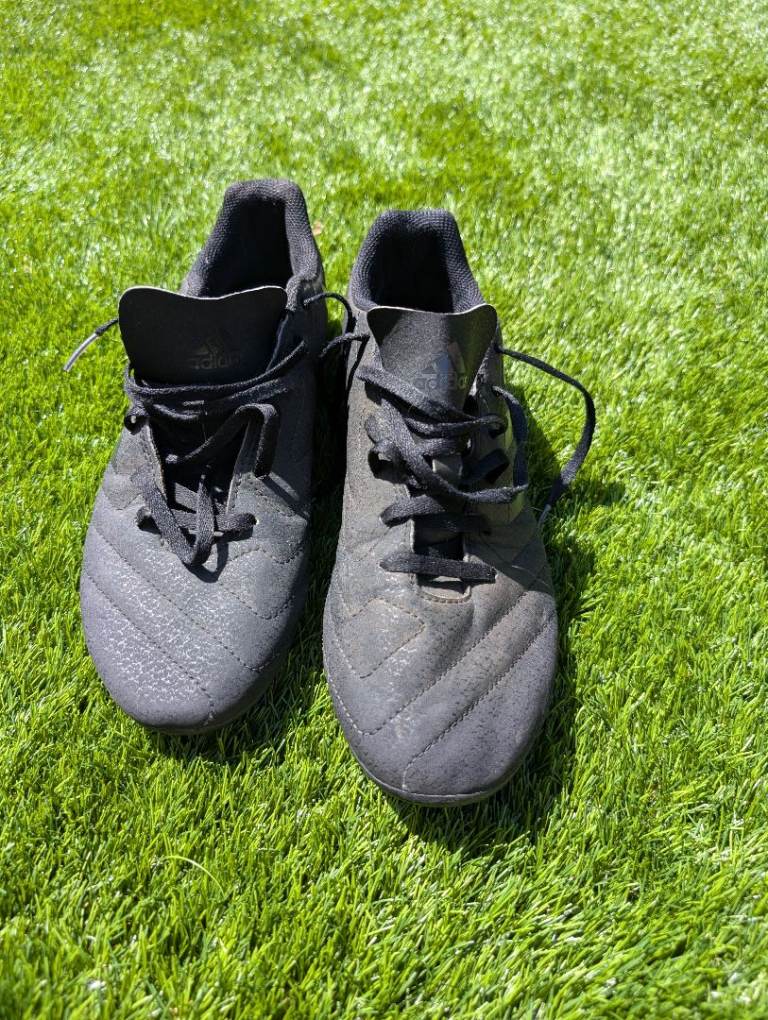 Black Adidas Football Boots for Kids - UK size 7.5